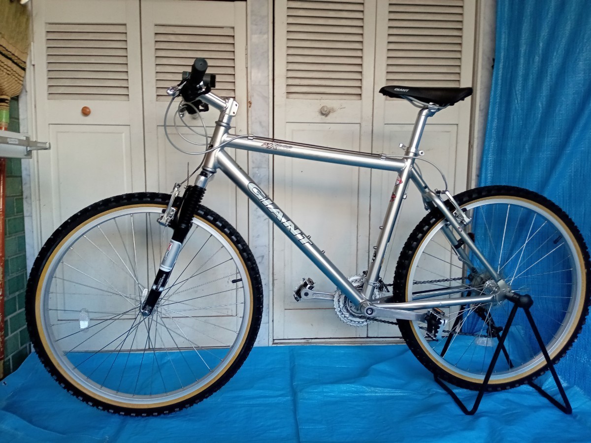 ロードバイク】HODAKA ホダカ KAGRA R1 カグラアールワン【引取限定