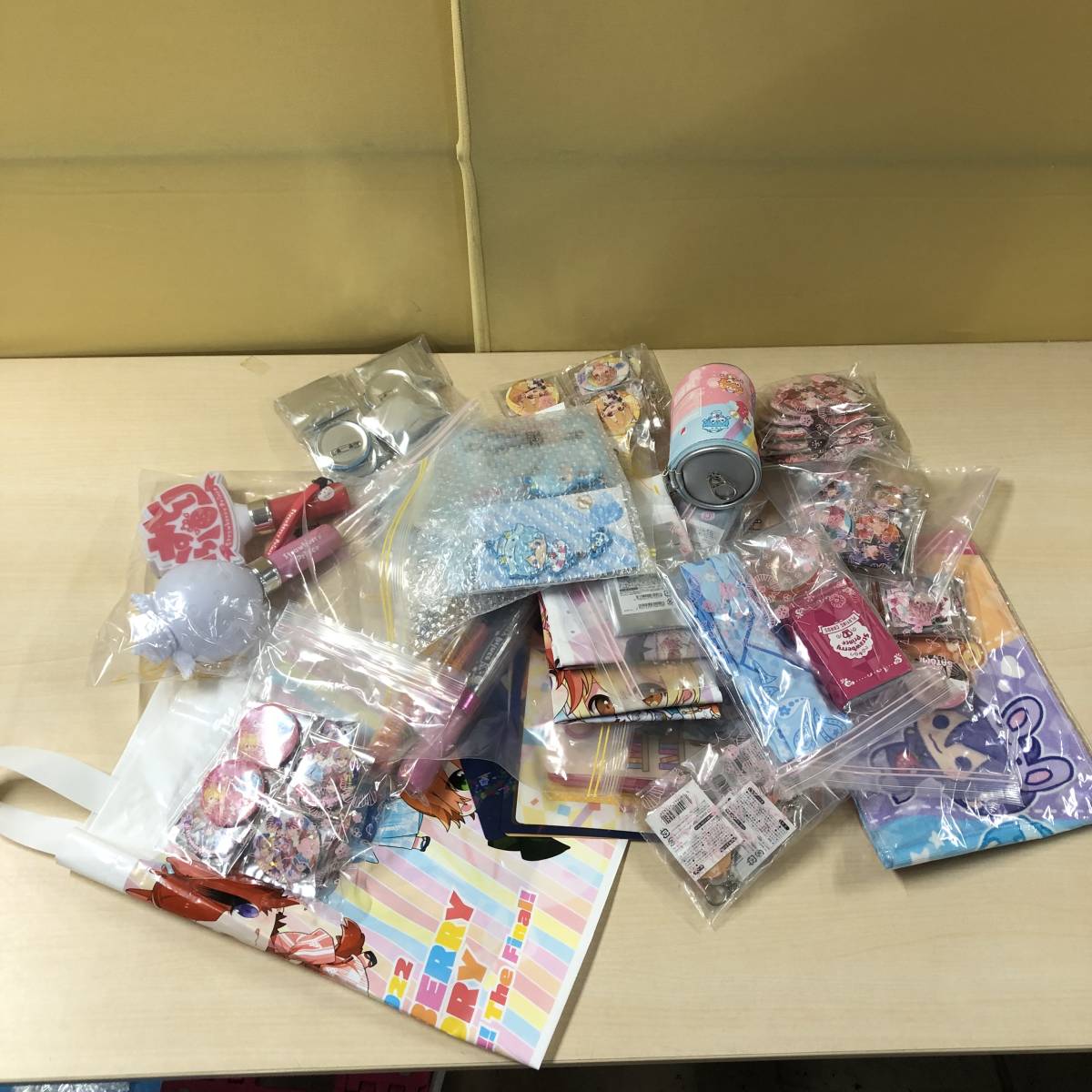 ◎◎すとぷり セット ペンライト 缶バッジ クリアファイル アクリル 