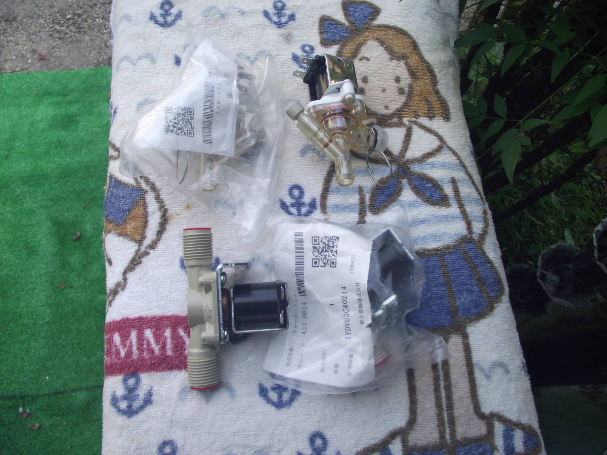 うどん自販機　VFN901　　電磁弁4個セット