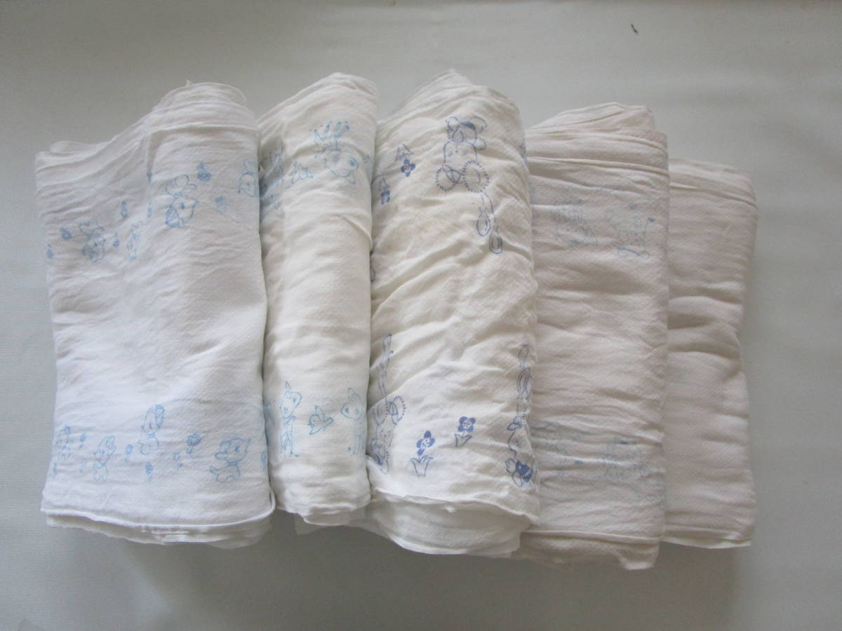 リサイクル品　中古　絵柄　ドビー織り布おむつ　５０枚セット　使用感有　名前記載　シミ有り　等混在　現品限り