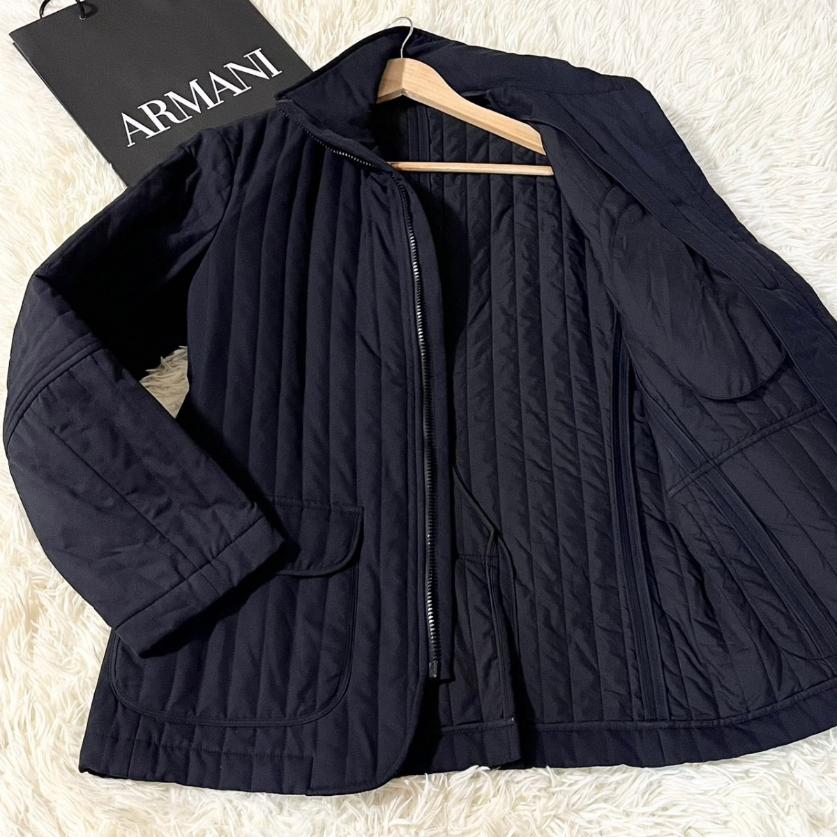 極美品○アルマーニ コレツィオーニ ARMANI COLLEZIONI キルティング風 