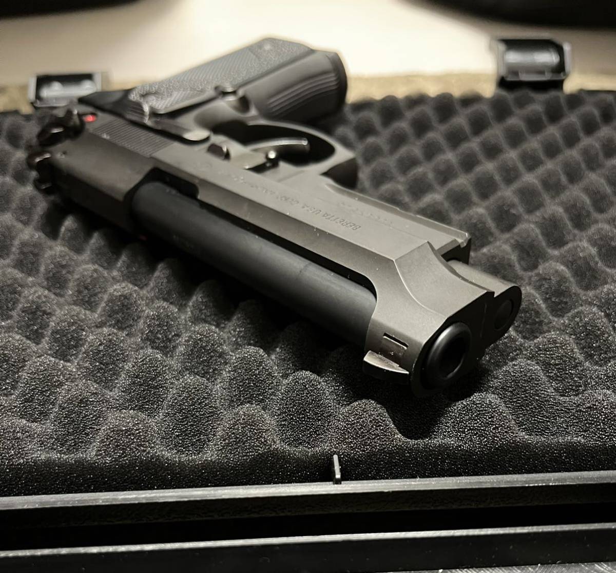 美品】KSC M92バーテック HW 07HK ガスブローバックハンドガン