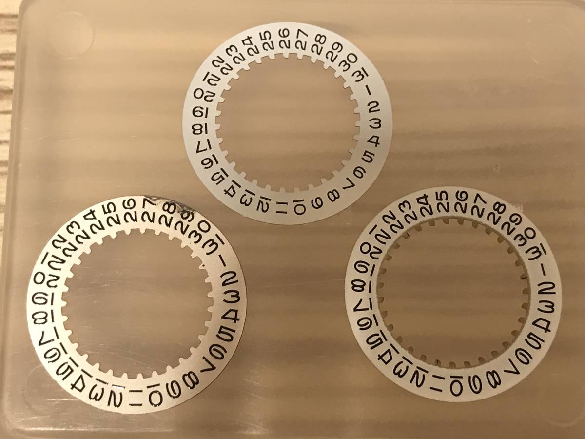 1000円開始　ロレックス社サブマリーナの針（時針、分針、秒針：Cal.3035用）とカレンダーディスク（日付）3種類