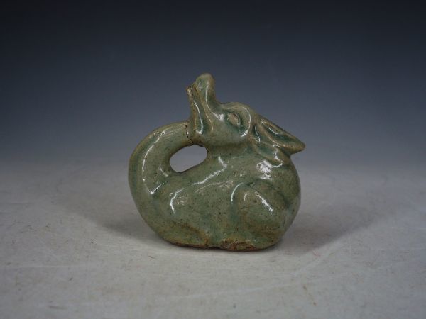 古美術 朝鮮古陶磁器 李朝 白磁 染付 書道具 水滴 時代物 極上品 古美術 朝鮮古陶磁器 李朝 白磁 染付 書道具 水滴 時代物 極上品