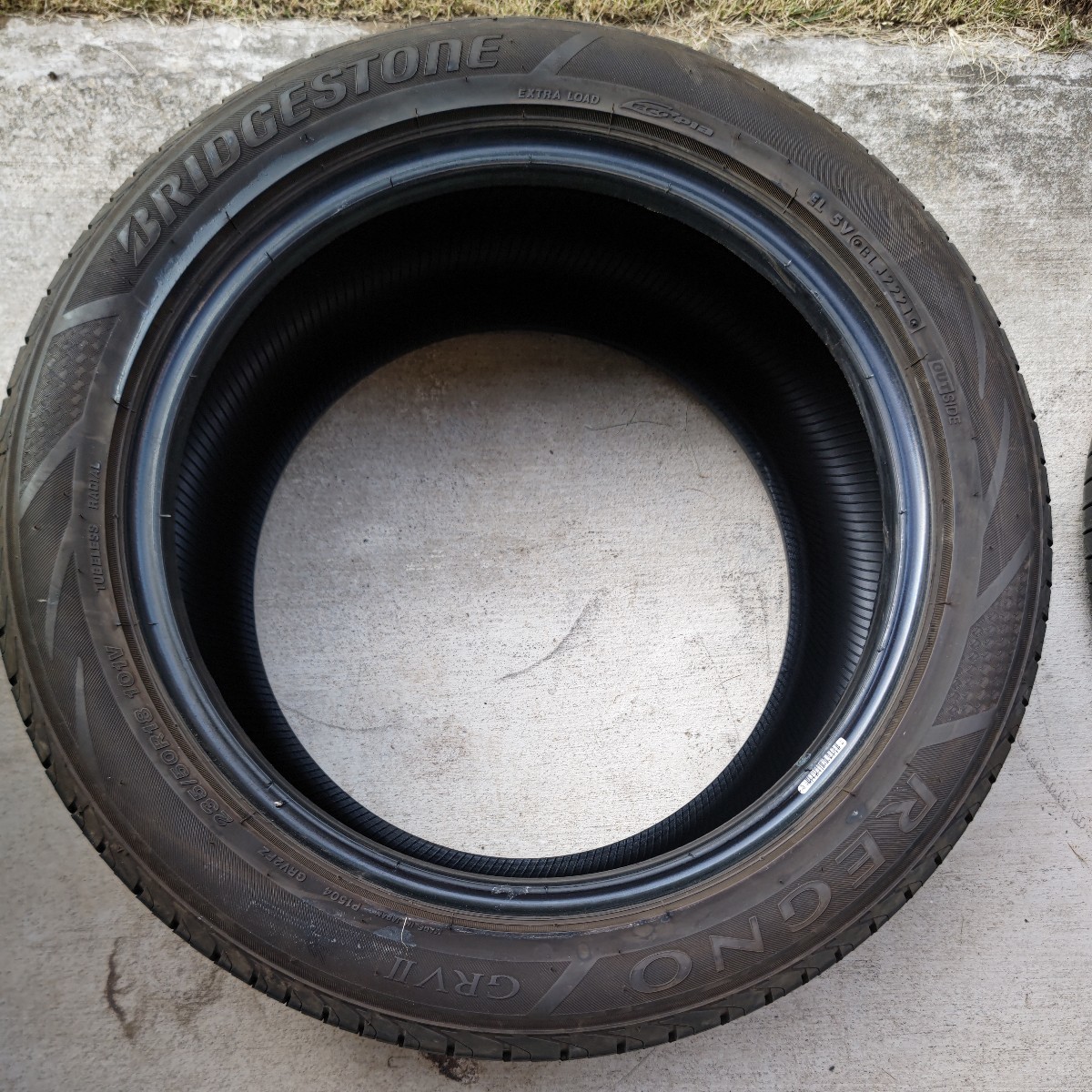 235/50R18 レグノ REGNO GRV2 2021年製 1本 アルファード ヴェル