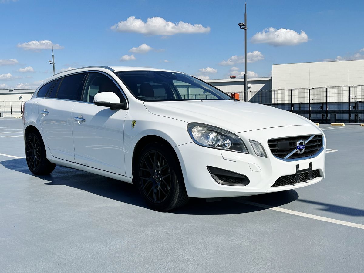 ★売切★安全装備満載★特別限定車 ボルボ V60 T4 スカンジナビアン リミテッド ブラウン革シート ナビ 予備検査付き★