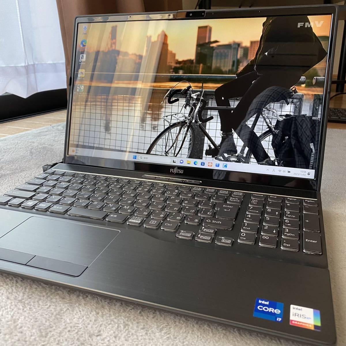 富士通 AH53/F3 Intel Core i7 1195G7 メモリ 8GB SSD 512GB Windows11