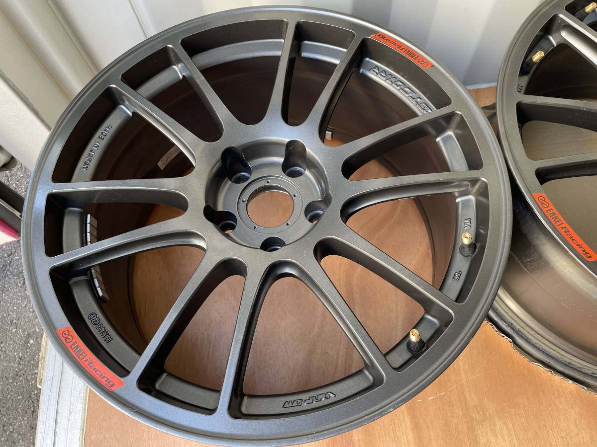 エンケイ GTC01RR 18インチ 9J +25 +35 PCD114.3 コンケイブ ENKEI