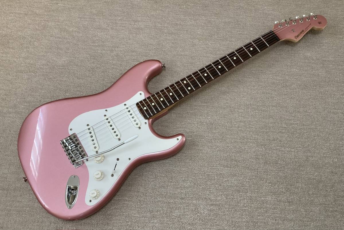 ★80年代　フェルナンデス　ストラト　ケースあり。