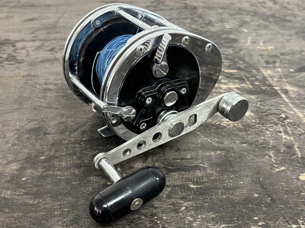 リール Dynamic ST-100 DAIWA ダイワ ダイナミック ST-100 両軸リール