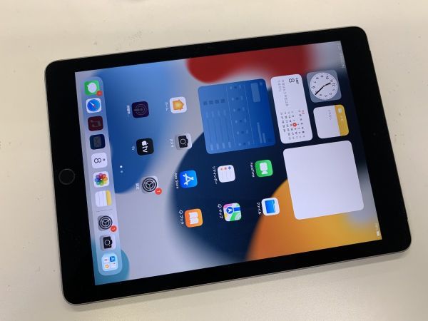 アウトレット割引品 ☆送料無料☆au☆A1567iPad Air 2 Wi-Fi +