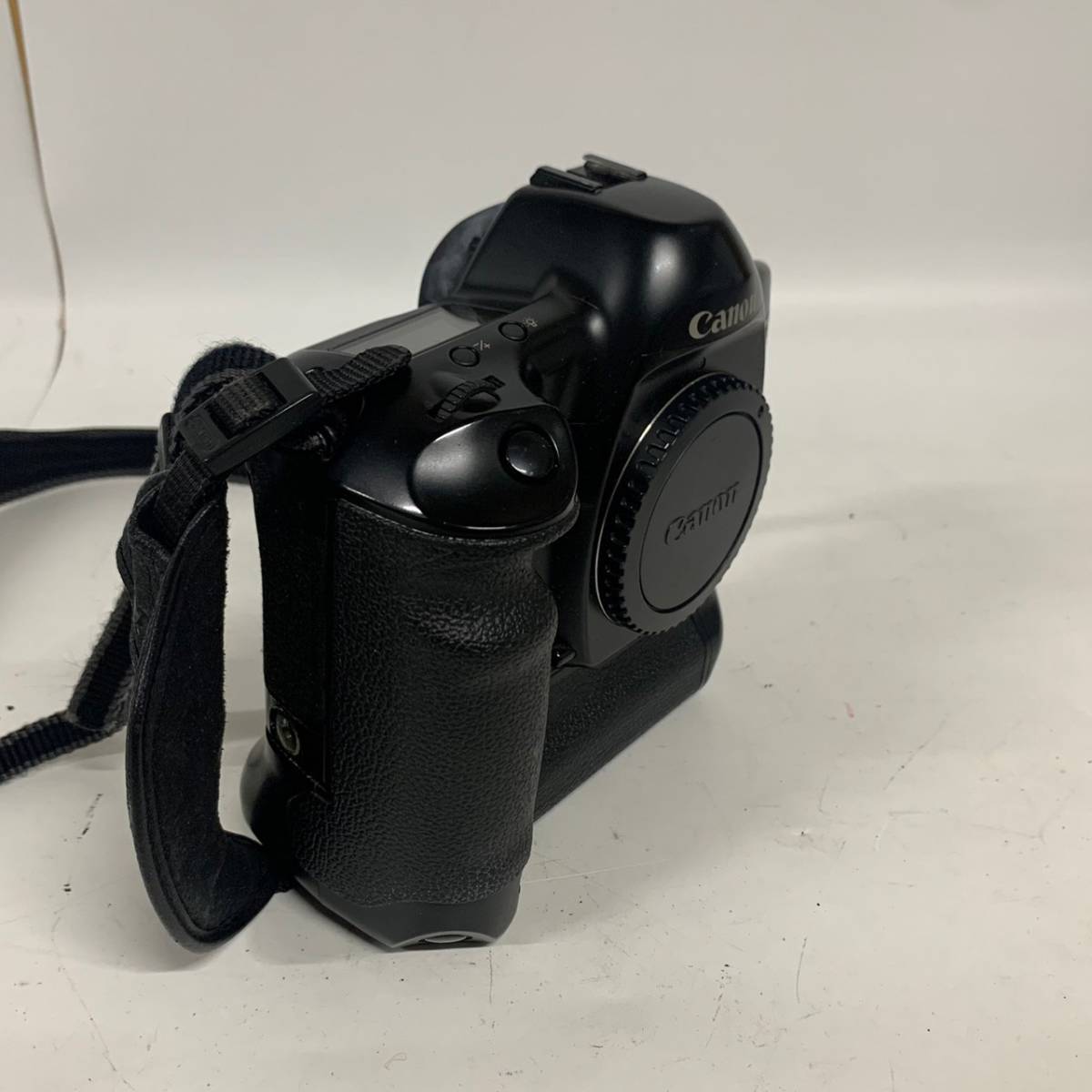 ボディ EOS-1N Canon フィルム一眼レフカメラ 動作未確認 ジャンク