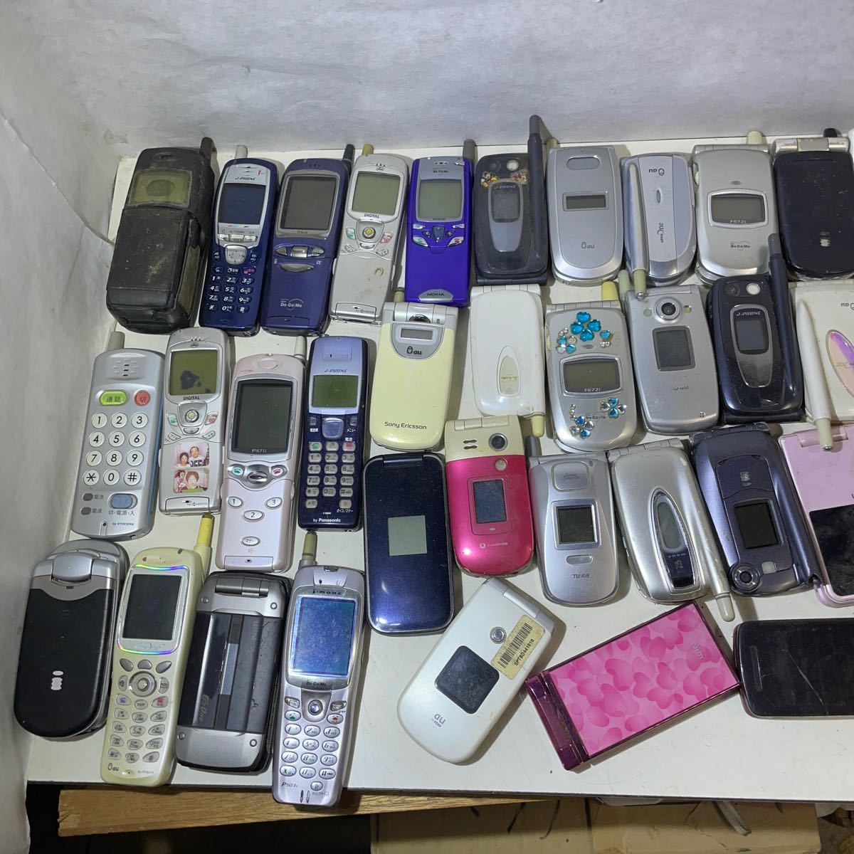 ガラケー 携帯電話 ジャンク品 ジャンク まとめ まとめて72台 ドコモ