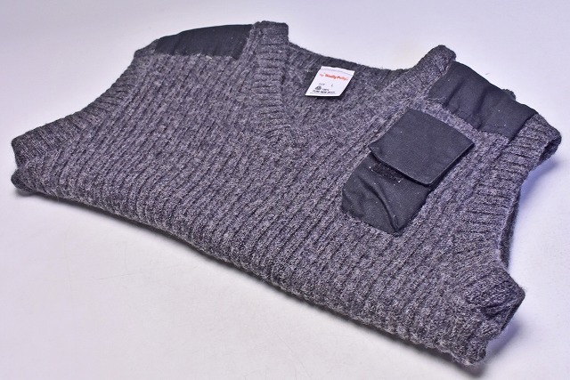 THE WOOLLY PULLY ☆ ウーリープーリー ☆ Vネック ベスト ☆ グレー