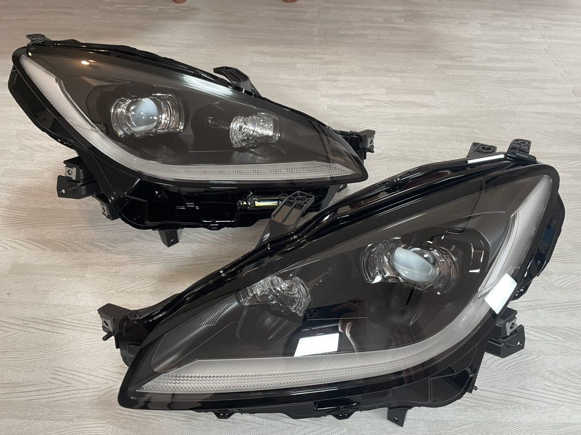 【新車外し 未走行】GR86 ZN8 LED ヘッドライト ヘッドランプ 左右セット 純正 ブラック 打刻YA トヨタ ハチロク KOITO 100-6046H 
