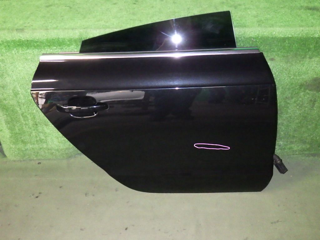 A5スポーツバック[8TCDNL]リア右ドア(ロック)レギュレーター