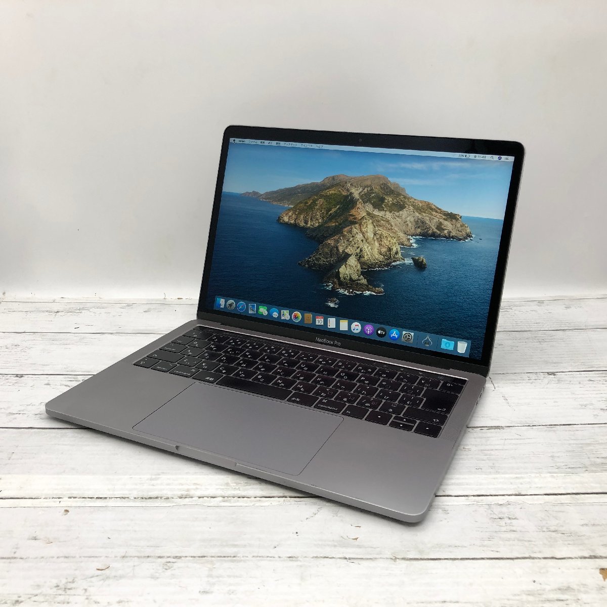Apple MacBook Pro 13-inch 2017 Four Thunderbolt 3 ports Core i7