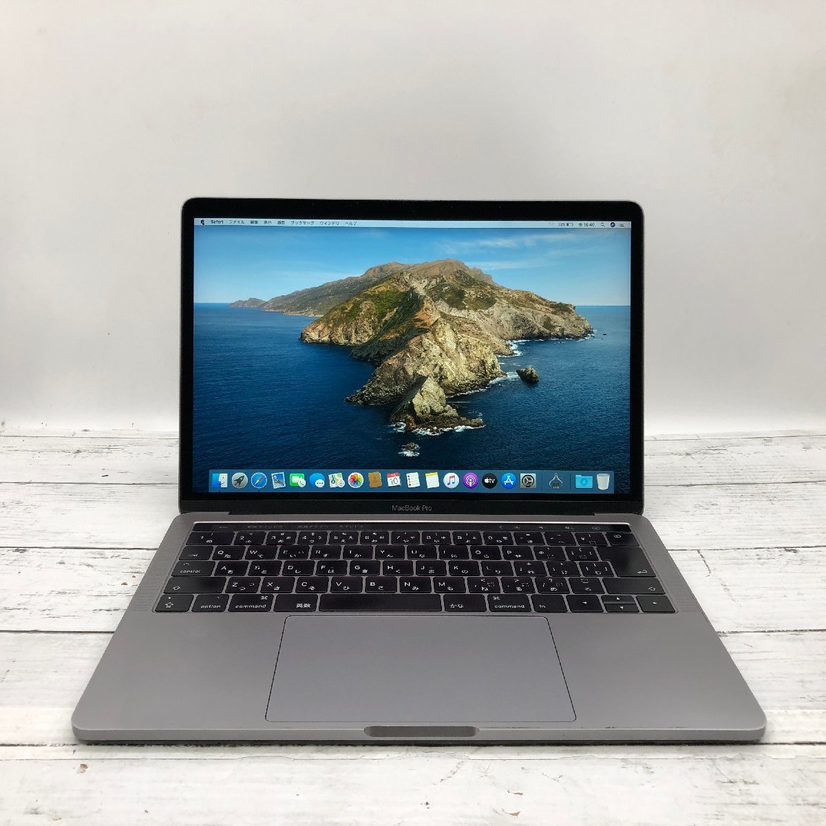 Apple MacBook Pro 13-inch 2017 Four Thunderbolt 3 ports Core i7