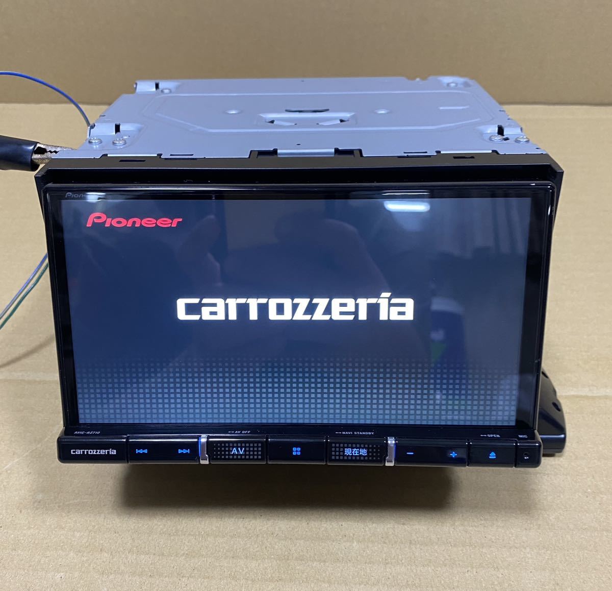 カロッツェリア　カーナビ　AVIC-RZ710 フルセグ　Bluetooth ☆カロッツェリア*AVIC-RZ710*メモリーナビ フルセグ*Bluetooth*CD*DVD*