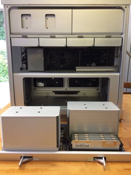 ☆MacPro/2009/2.93G-8CX/メモリ32G/HDDは1TBX4基/GT120/SD☆ Mac