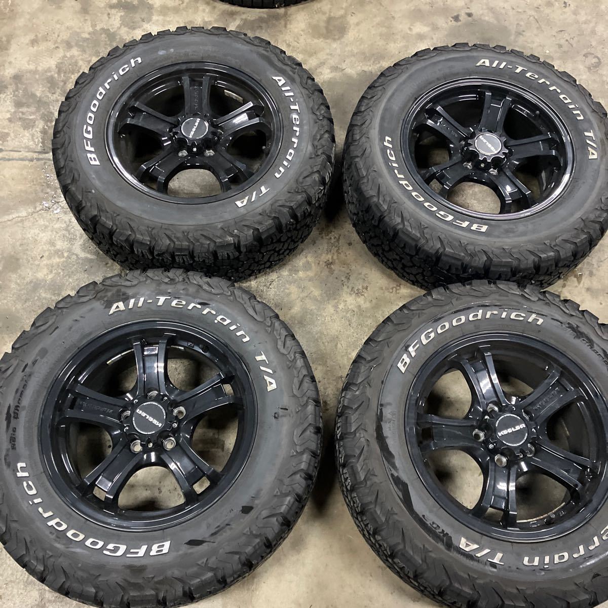 Weds キーラー 17インチ ダンロップ 225/70R16 デリカD5 車 Weds キーラー 17インチ ダンロップ 225/70R16 デリカD5