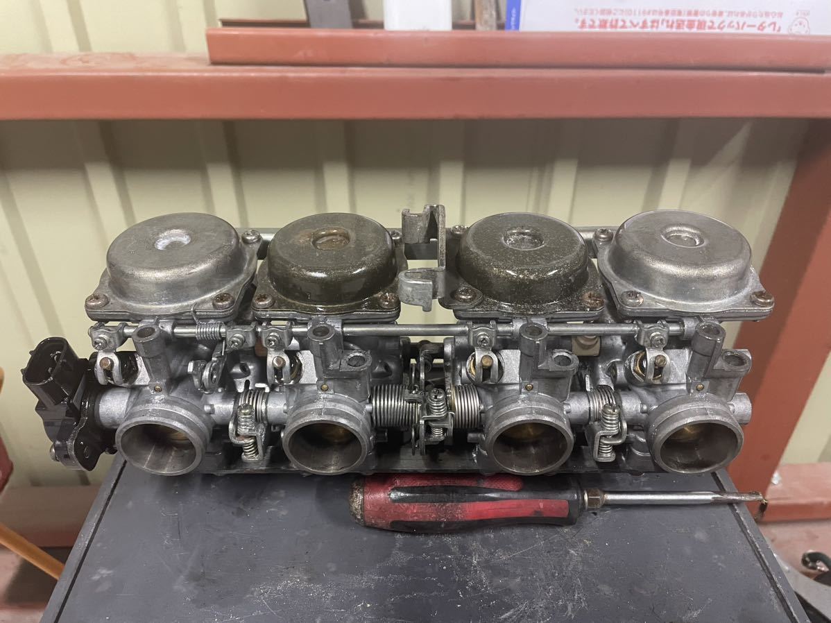 XJR400R 4HM 実動車外し MIKUNI 純正 キャブレター 分解清掃済みXJR400R 4HM 実動車外し MIKUNI 純正 キャブレター 検