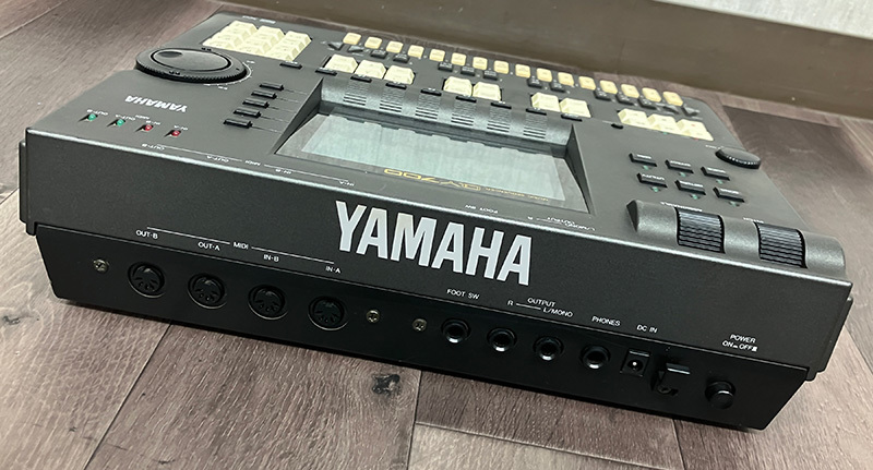 □YAMAHA QY700 ミュージックシーケンサー 最上位 ヤマハ□ 【公式通販】