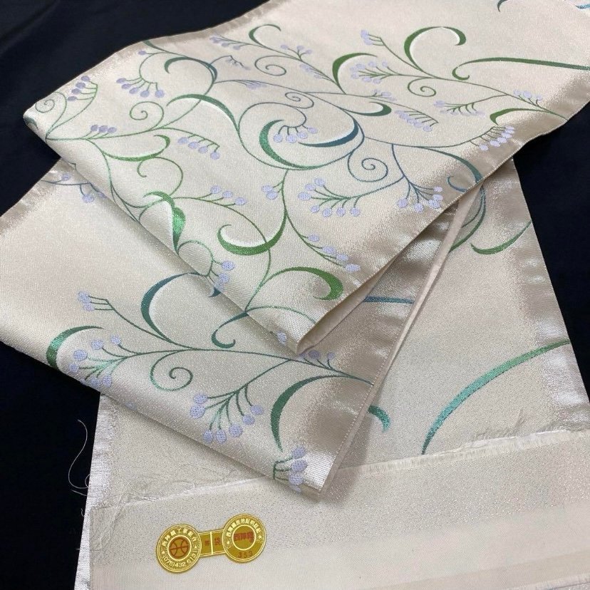 着物月花 高島織物 品のある草花 袋帯 六通柄 正絹 金銀糸 西陣織物