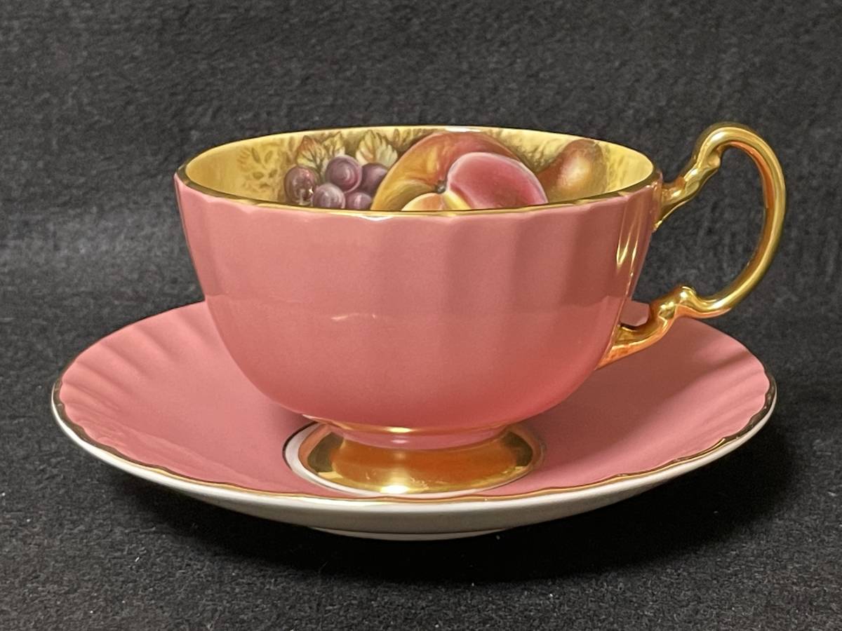 激安大特価，正規品 AYNSLEY エインズレイ カップ＆ソーサー 250801(エインズレイ)｜売買されたオークション情報、yahooの商品情報をアーカイブ公開 - オークファン エインズレイ