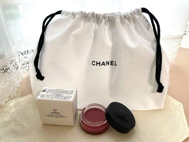 100%新品，送料無料 CHANEL CHANEL リップ&チーク 5 ライヴリー ローズウッド チークカラー おまけ巾着付き(チーク、フェイスカラー)｜売買されたオークション情報、yahooの商品情報をアーカイブ公開 - オークフ チーク、フェイスカラー