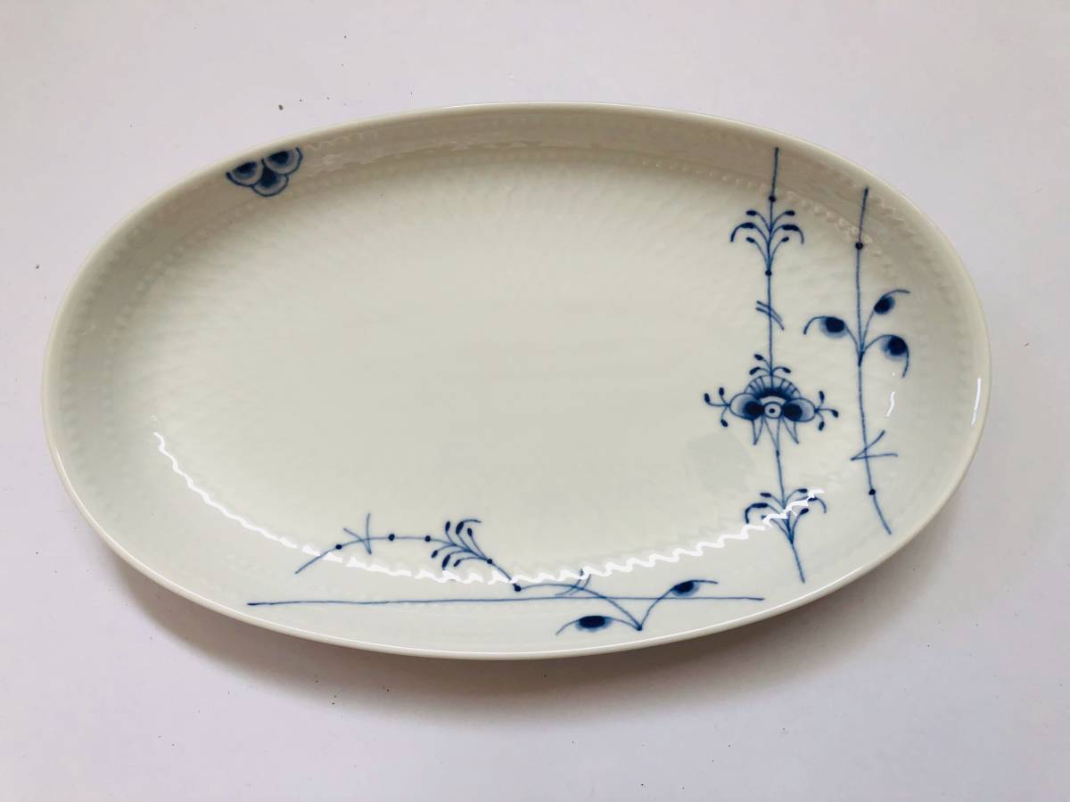 ロイヤルコペンハーゲン ROYAL COPENHAGEN 皿 陶器 花柄 S 白 ホワイト 青 ブルー　箱付き