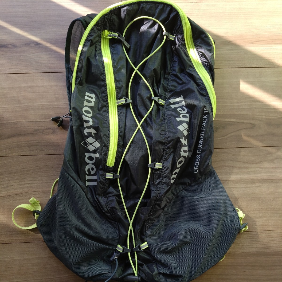 ザック モンベル クロスランナーパック15 monbell cross runner pack