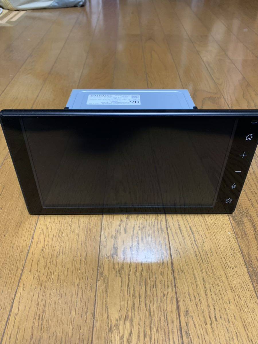 ダイハツ 純正9インチディスプレイオーディオ 86180-B2A50 USB、24p