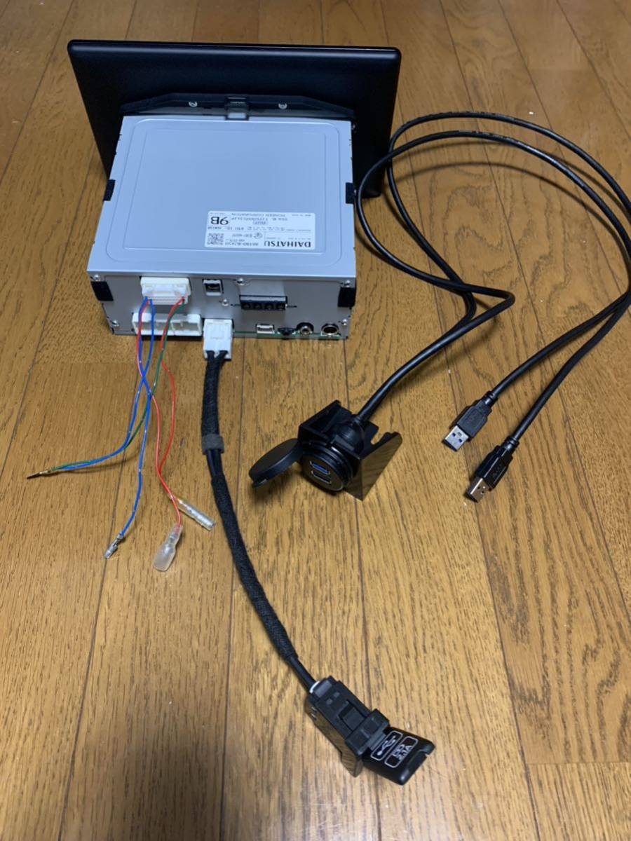 ダイハツ 純正9インチディスプレイオーディオ 86180-B2A50 USB、24p
