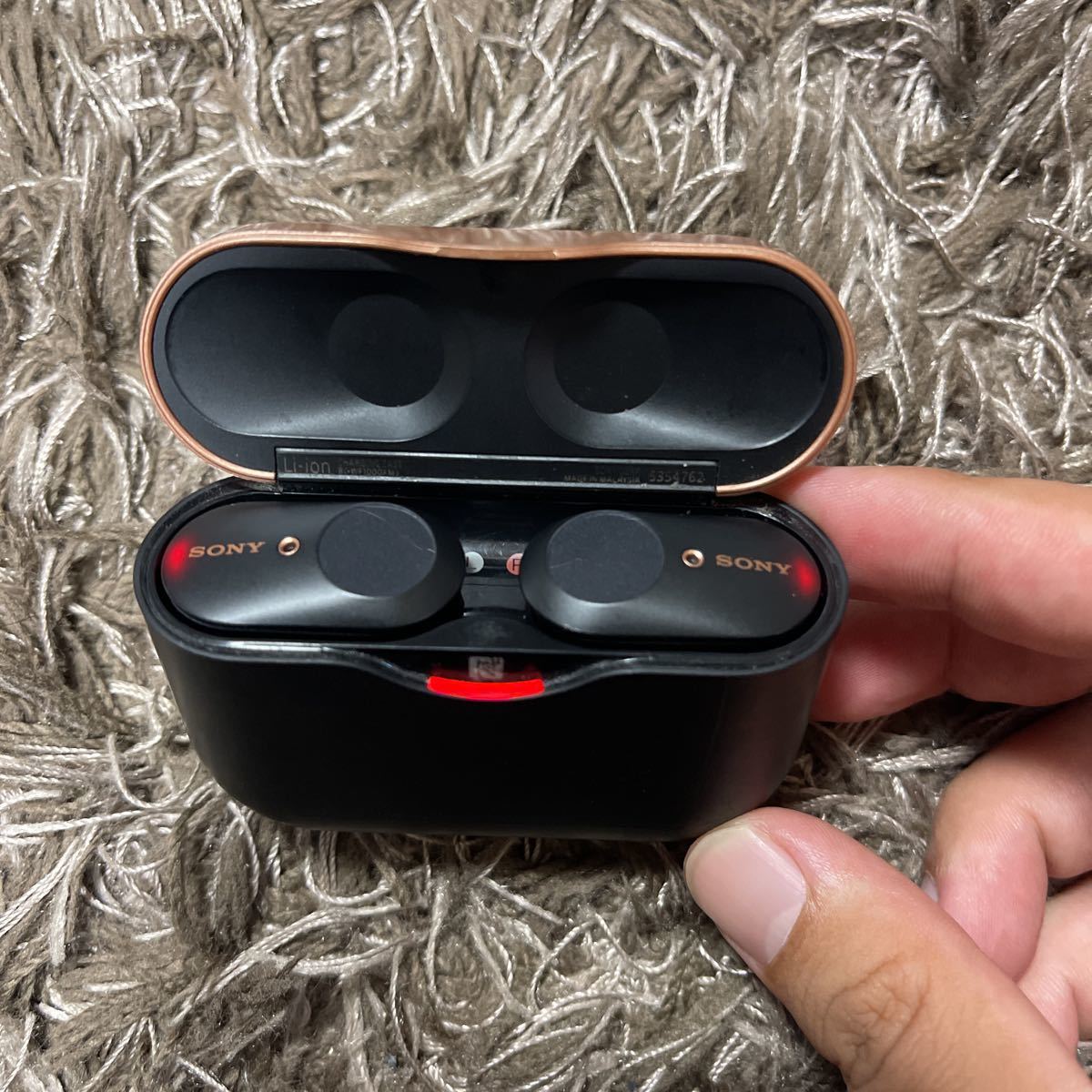 SONY ワイヤレスイヤホン イヤフォン WF-1000XM3 ブラック 充電ケース付き ノイズキャンセリング Bluetooth