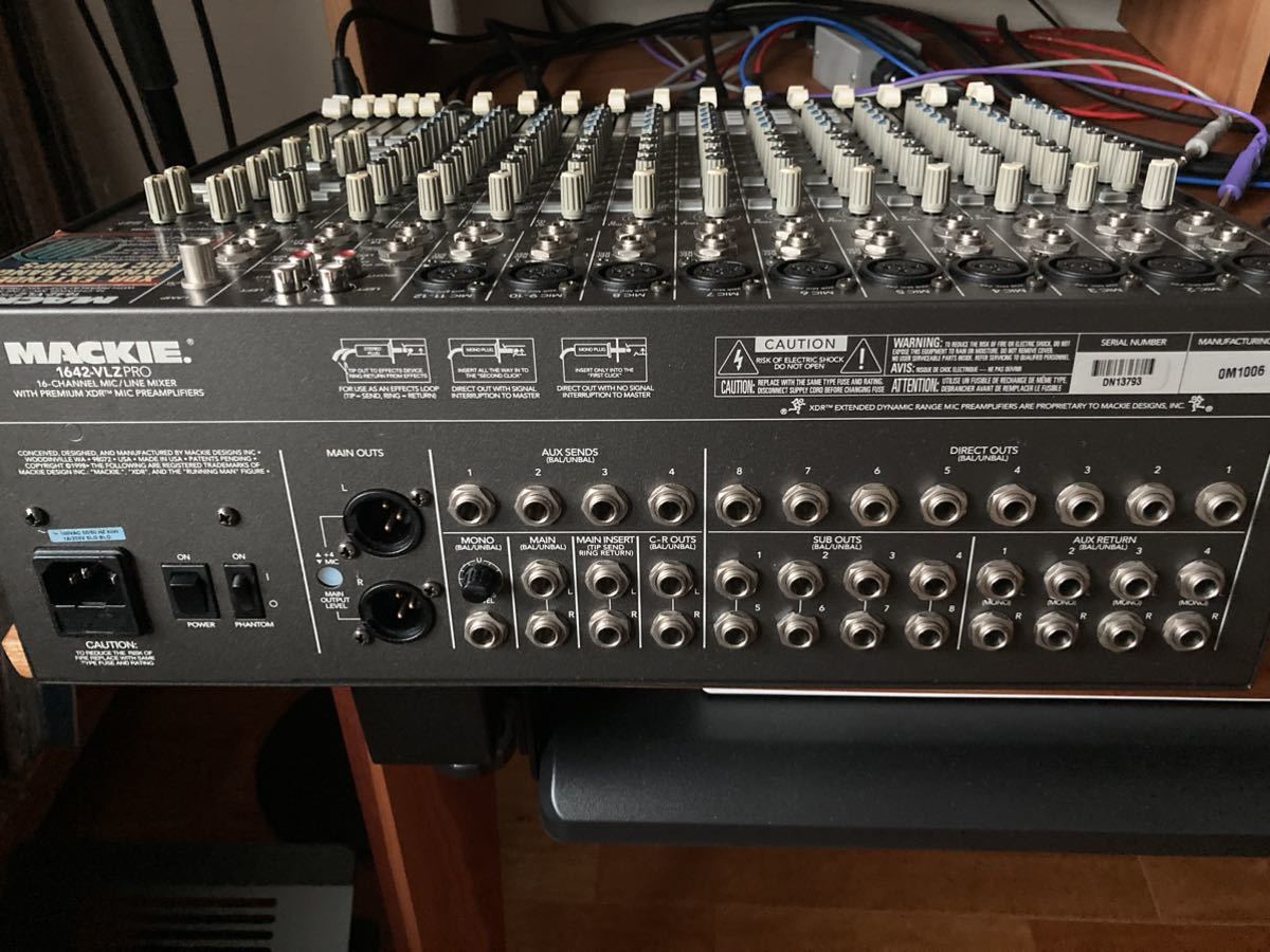 MACKIE ミキサー1642-VLZPRO 16CHテープあとあり MACKIE 1642-VLZ PRO MIXER アナログミキサー マッキー 1642-VLZ