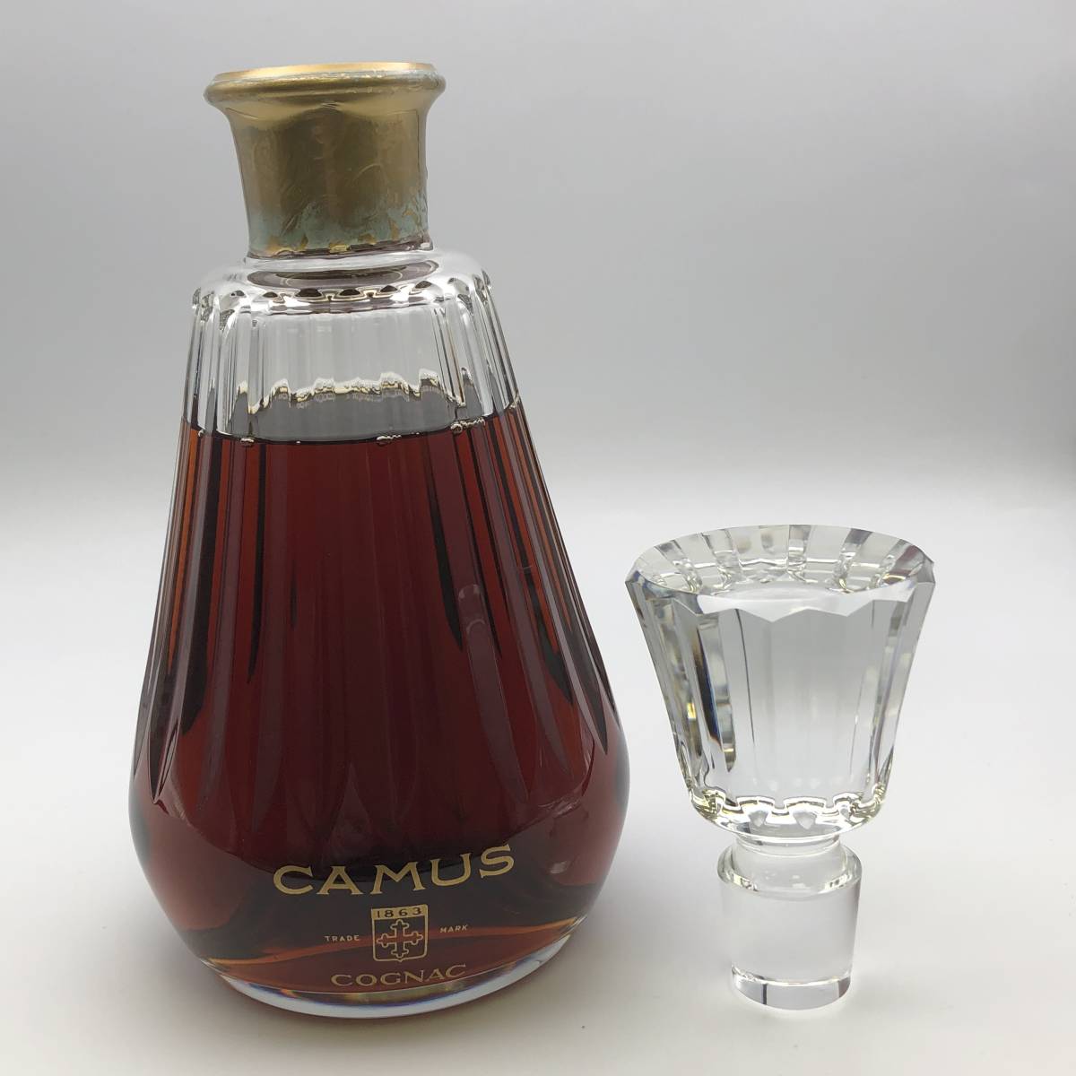 7077M☆【未開栓】 古酒 CAMUS カミュ ブランデー 1863 バカラボトル 