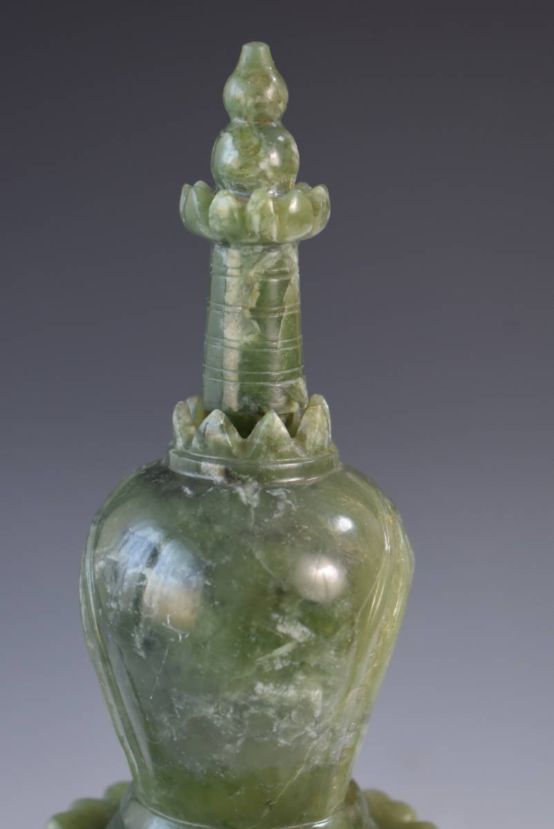 名古屋骨董店】中国美術翡翠 象 細密彫刻 蓋物 置物 天然石 玉石