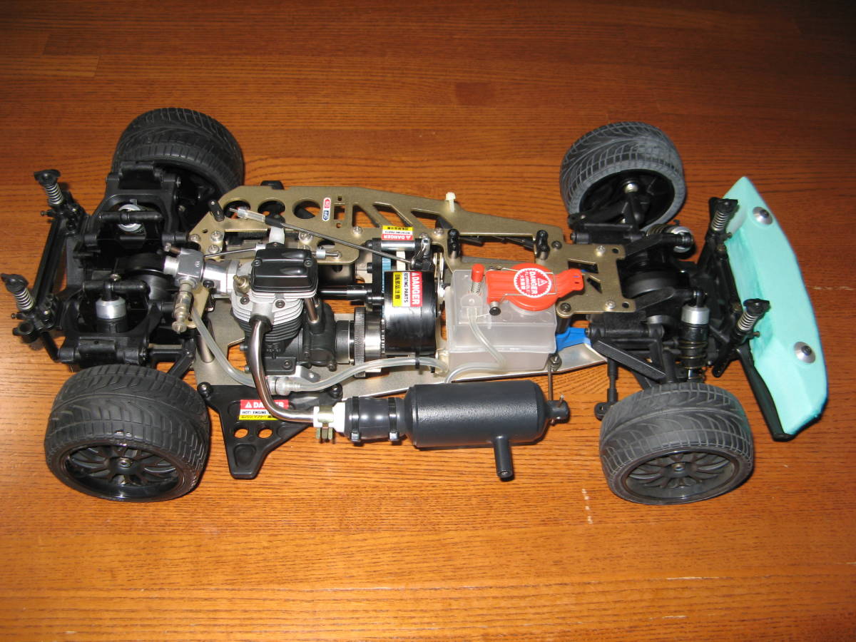 希少 京商製 スーパー10 純正4st仕様 4WDシャーシ 未走行・未点火エンジン付き