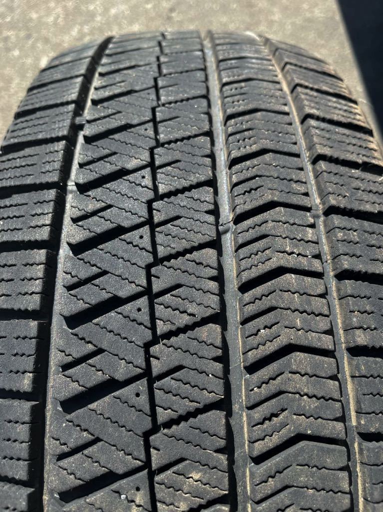 BS スタッドレスVRX2 215/60R17 バリ溝！_3