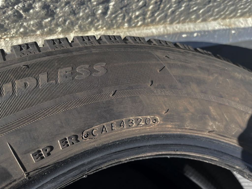 BS スタッドレスVRX2 215/60R17 バリ溝！_7