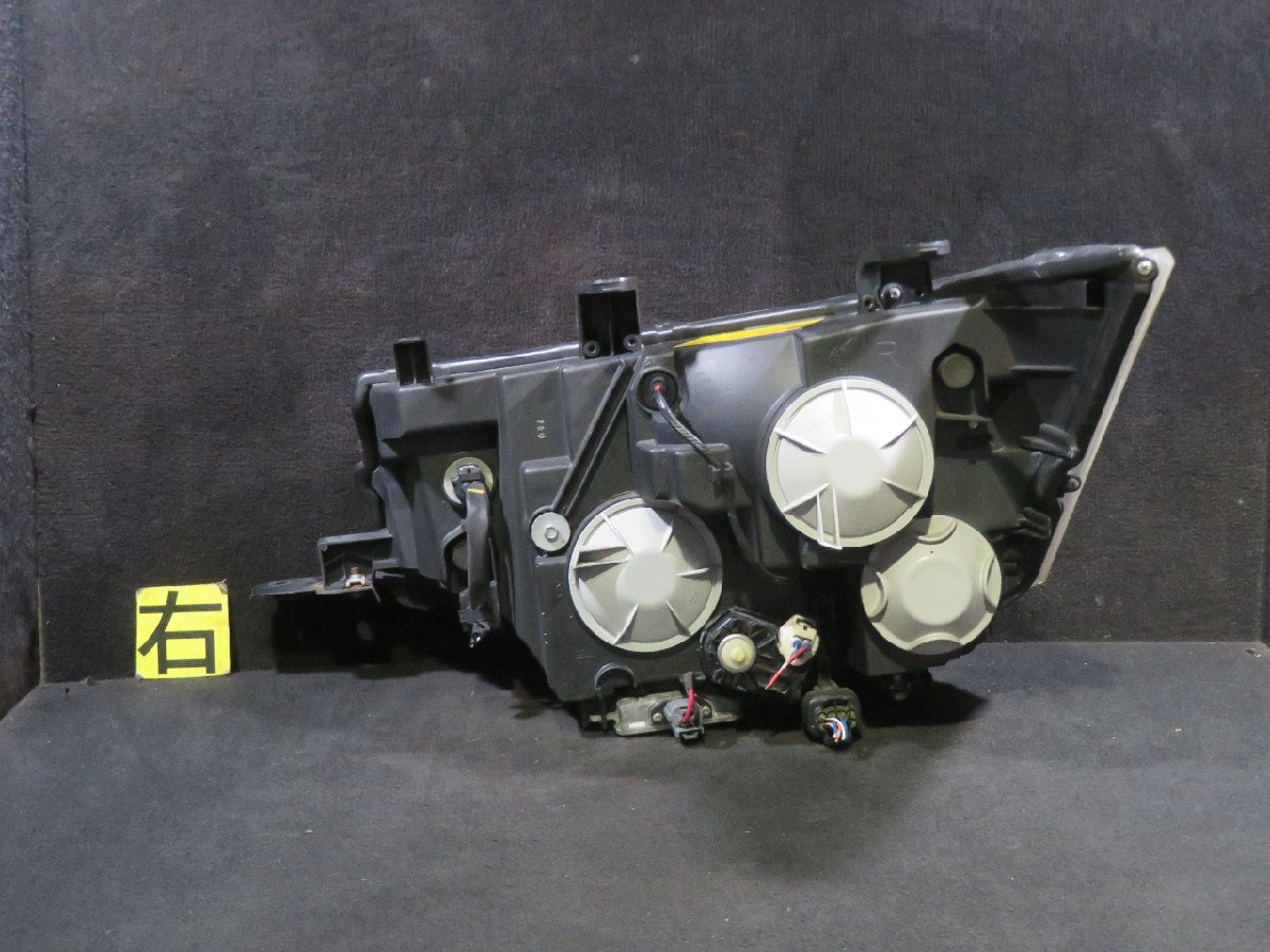 即決】☆送料込☆ デリカ D5 G DBA-CV5W 純正 HID レベ付 ヘッド ランプ