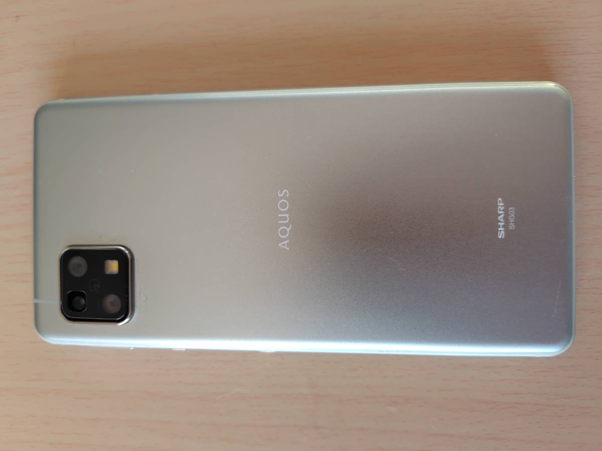 au SHG03 AQUOSsense5G 美品 利用制限なし AQUOS SHG03 sense5G 価格