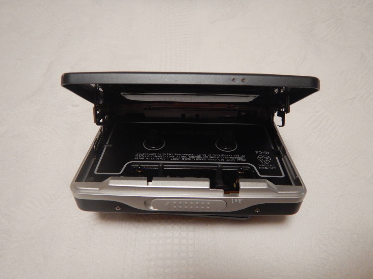 ジャンクSONY WALKMAN カセットウォークマンWM-3