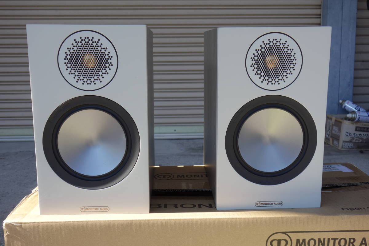 Monitor | 50-6G Audio モニターオーディオ BRONZE (ペア)のご紹介です