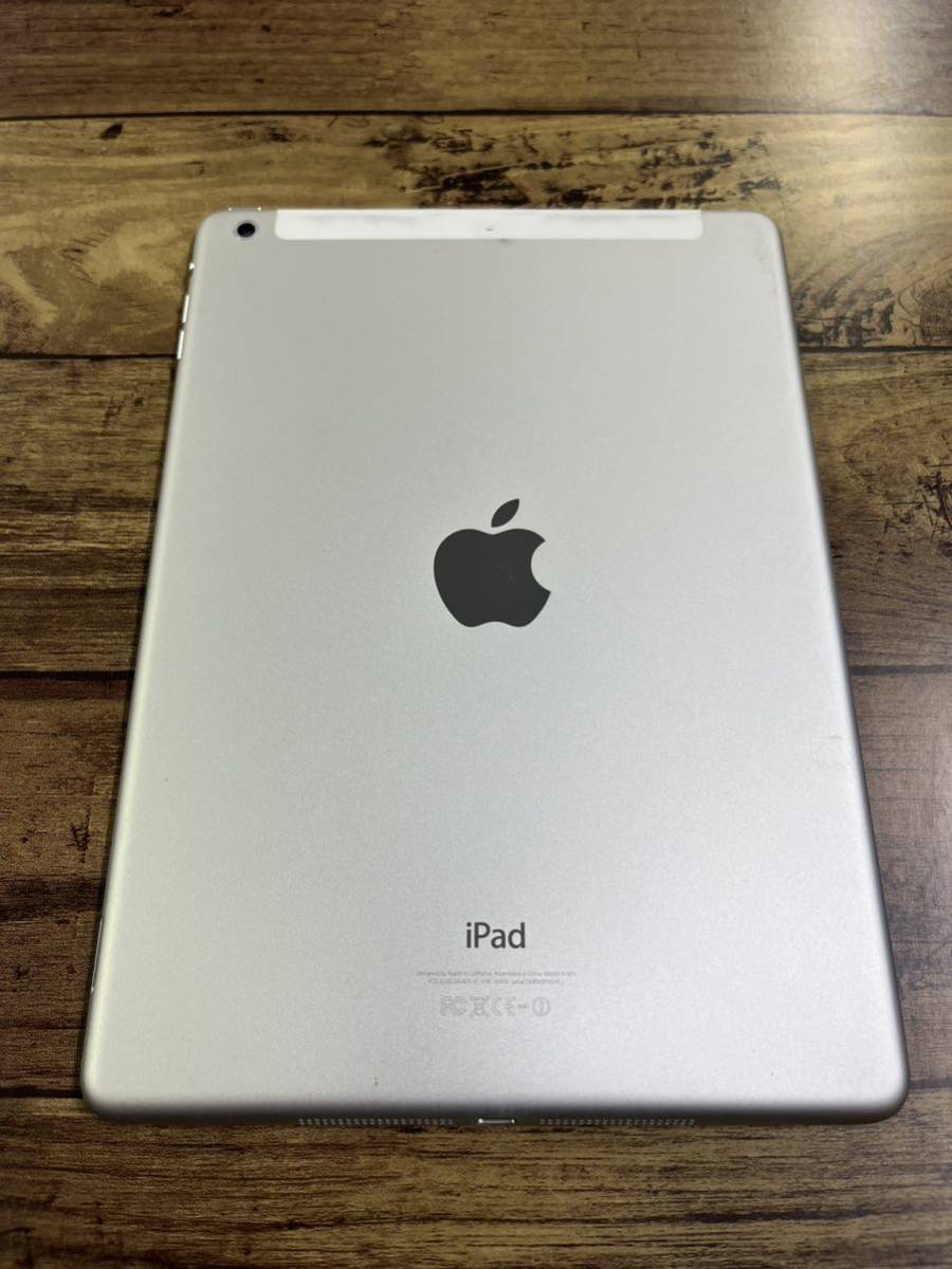 Apple iPad Air 32GBシルバー (Softbank) MD795J/A iPad シルバー air