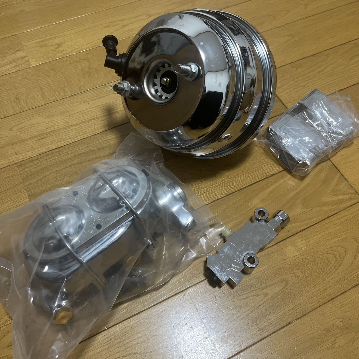 02yエスカレードブレーキブースター - 車のパーツ 