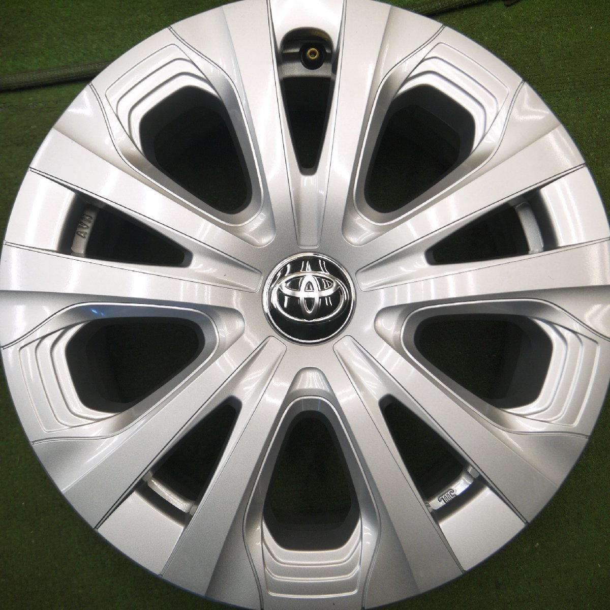 送料無料*新車外し☆トヨタ 50系 プリウス 純正 ホイール 15インチ 15×
