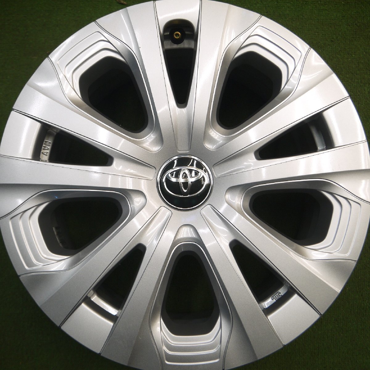 送料無料*新車外し☆トヨタ 50系 プリウス 純正 ホイール 15インチ 15×