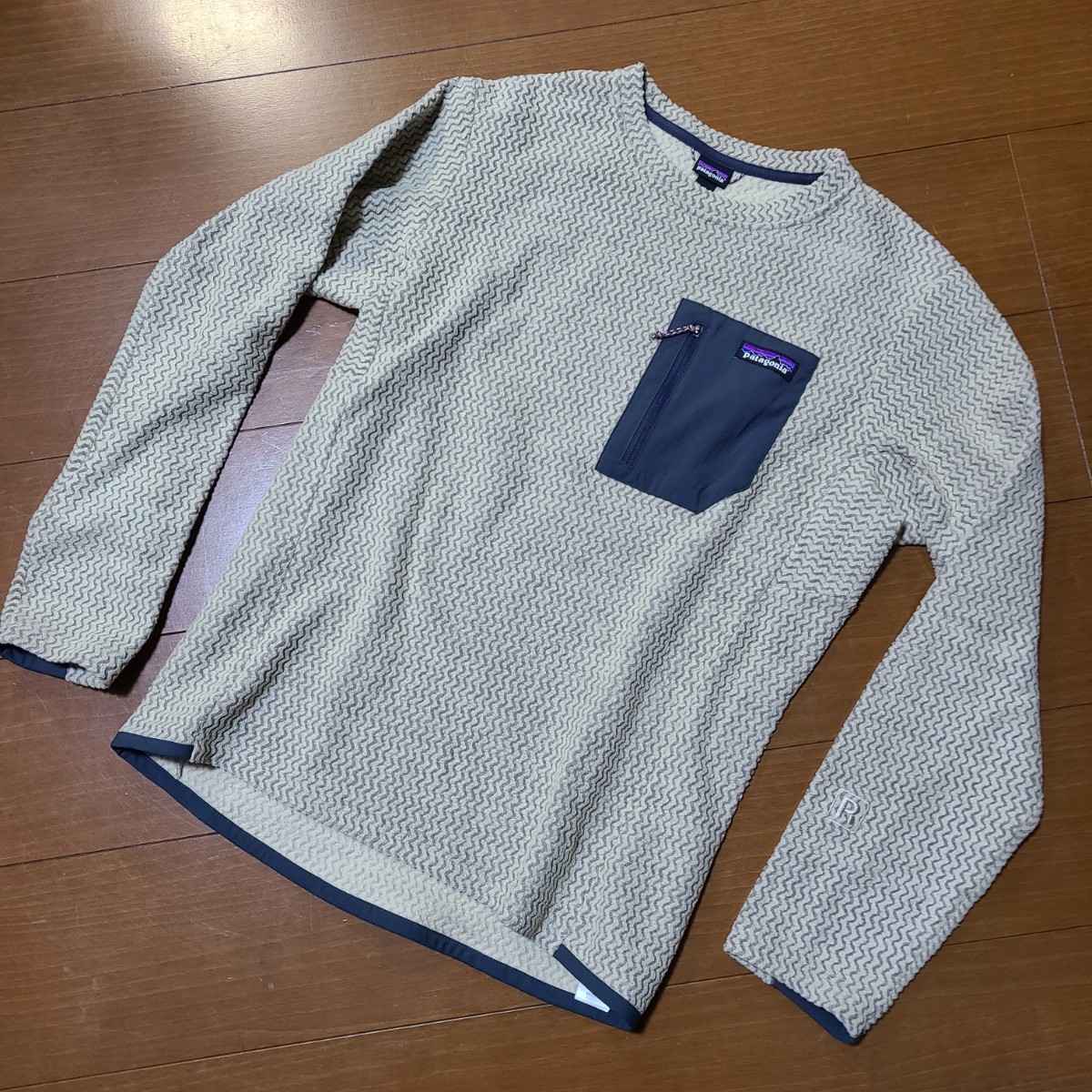 S］patagonia パタゴニア Patagonia R1エア クルー メンズ Sサイズ